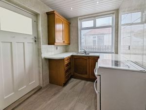 Photo 27- click for photo gallery